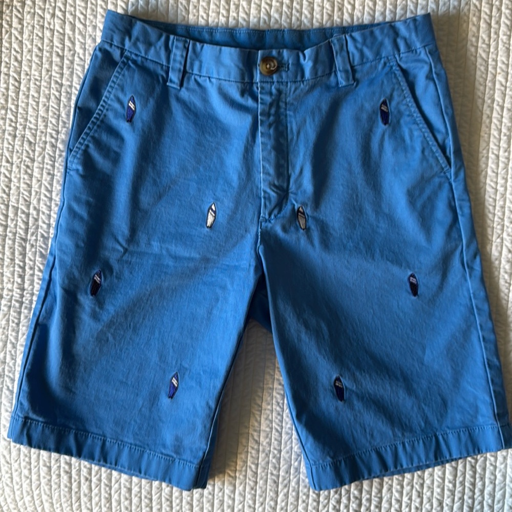 Vineyard Vines Boys Blue Breaker Short with embroidered surf boards; Size 14